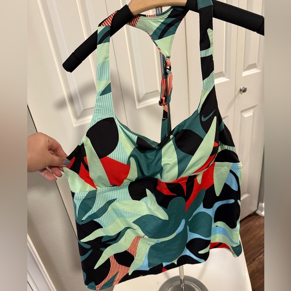 Nike Other - NWT Nike Floral Jungle Tankini Swim Athletic Top xl